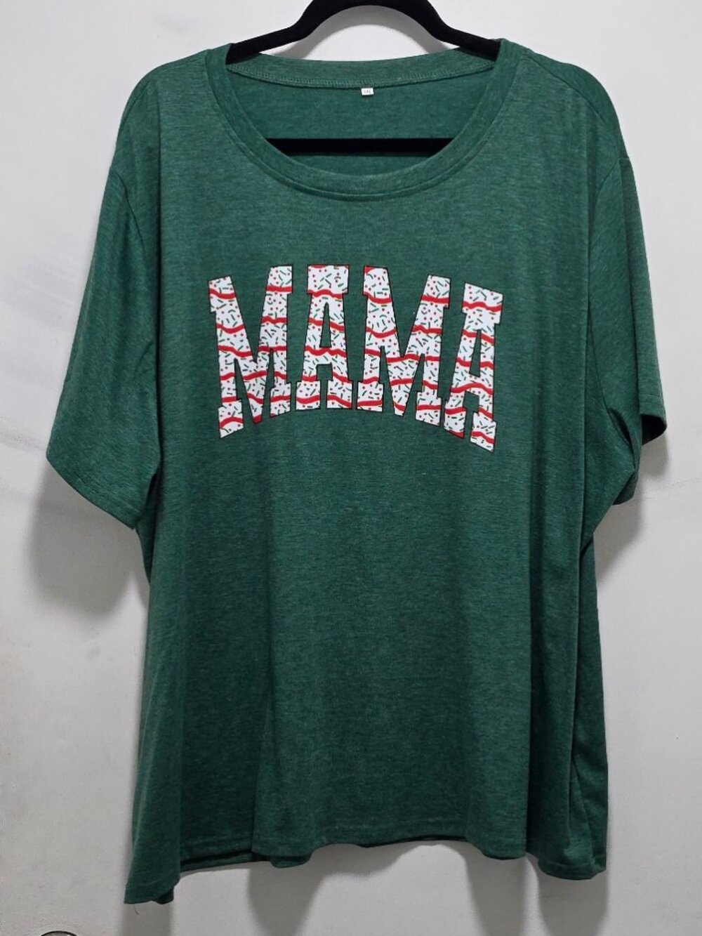 NWOT Size 5xl Christmas Tree Cake Mama Tee